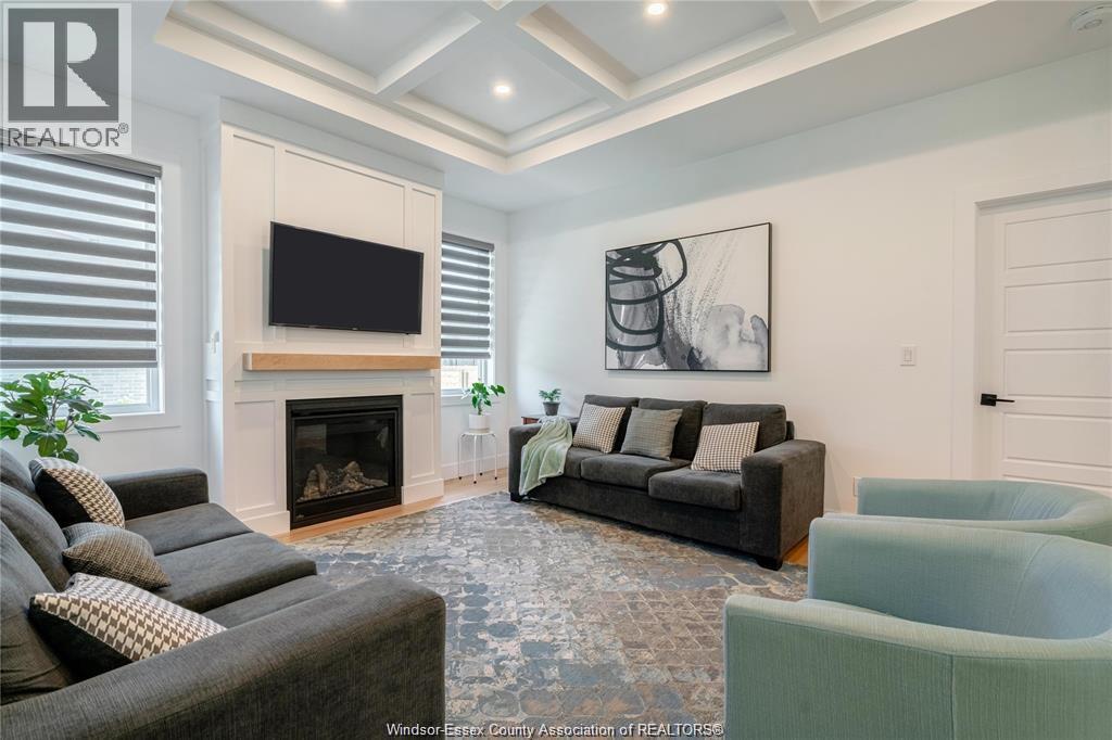 Photo 7 of 13 Summerville Avenue, Leamington ON