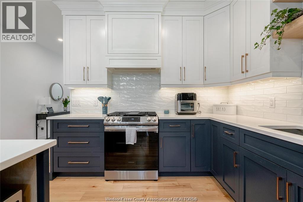 Photo 18 of 13 Summerville Avenue, Leamington ON