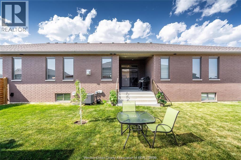Photo 16 of 13 Summerville Avenue, Leamington ON