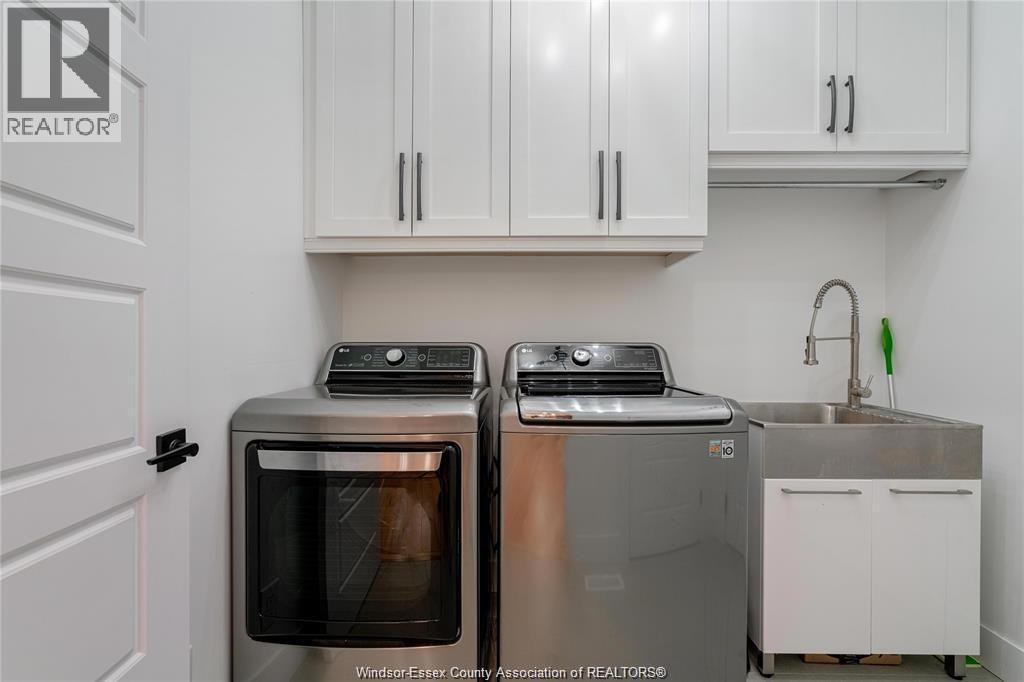 Photo 36 of 13 Summerville Avenue, Leamington ON