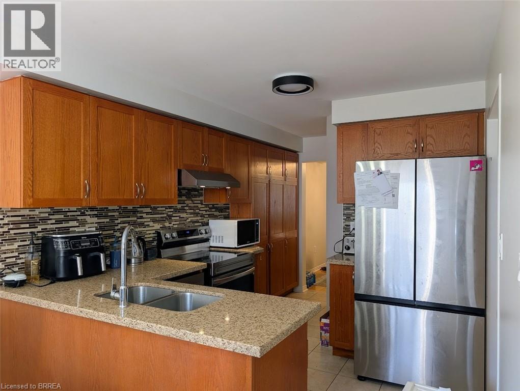 Photo 16 of 10 Polar Bear Place, Brampton ON