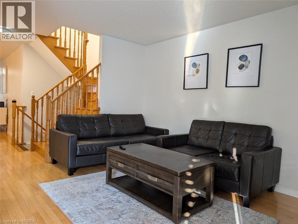 Photo 12 of 10 Polar Bear Place, Brampton ON