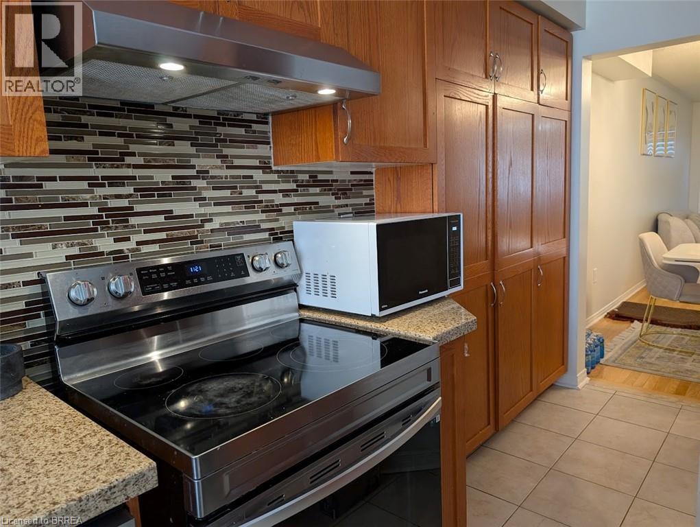 Photo 14 of 10 Polar Bear Place, Brampton ON