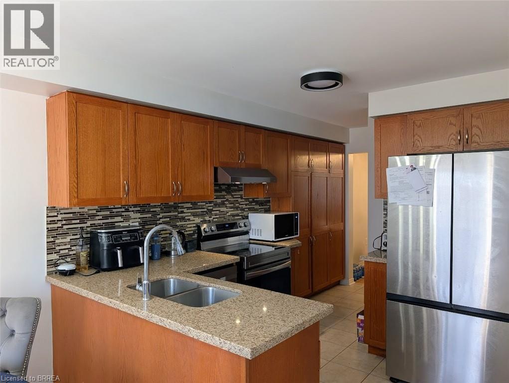 Photo 13 of 10 Polar Bear Place, Brampton ON