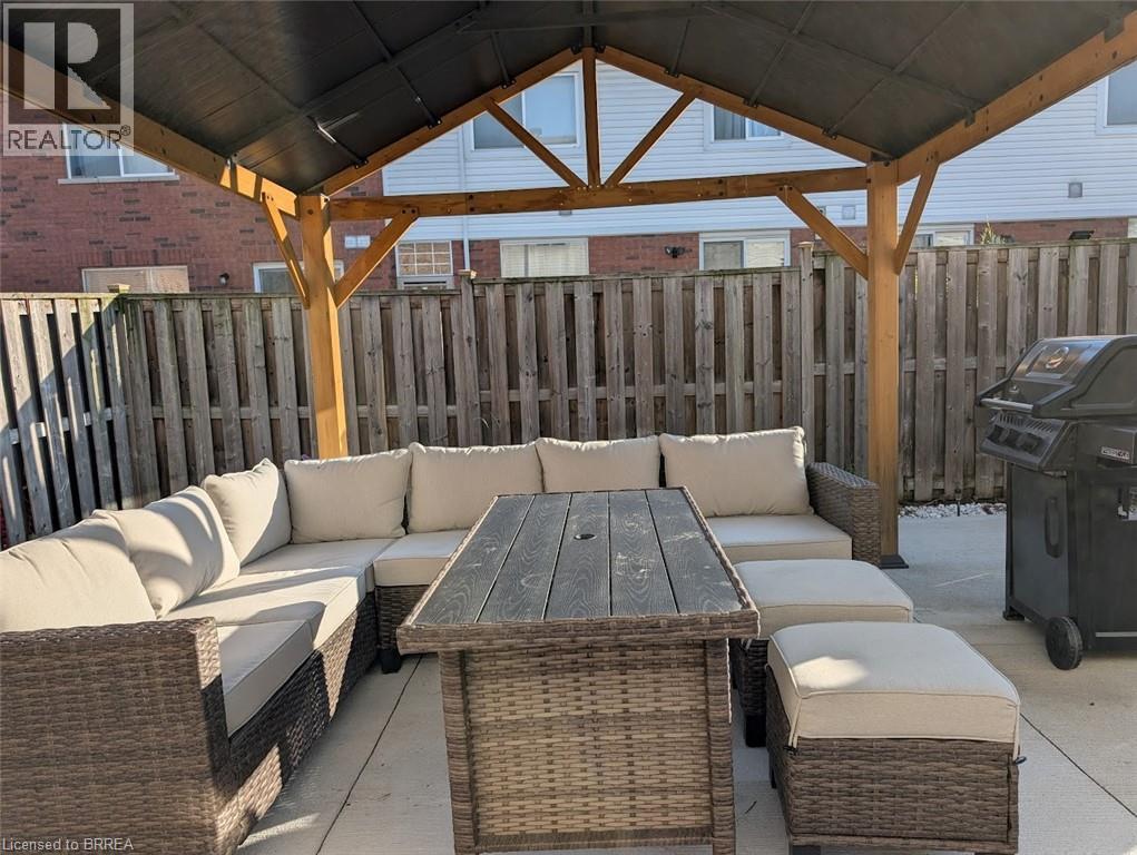 Photo 34 of 10 Polar Bear Place, Brampton ON