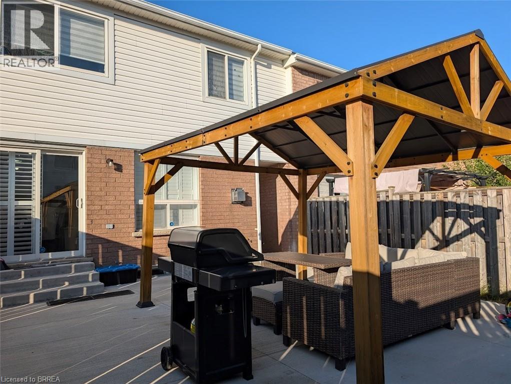 Photo 11 of 10 Polar Bear Place, Brampton ON