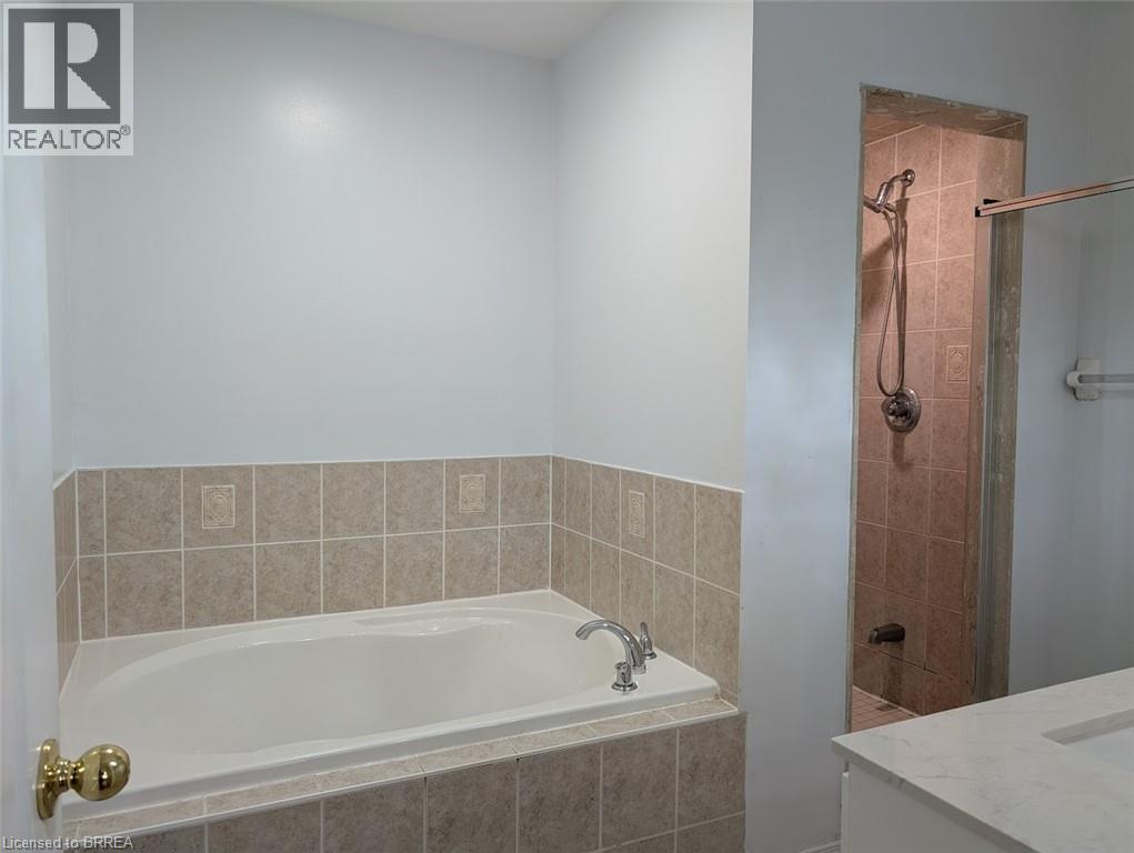Photo 22 of 10 Polar Bear Place, Brampton ON