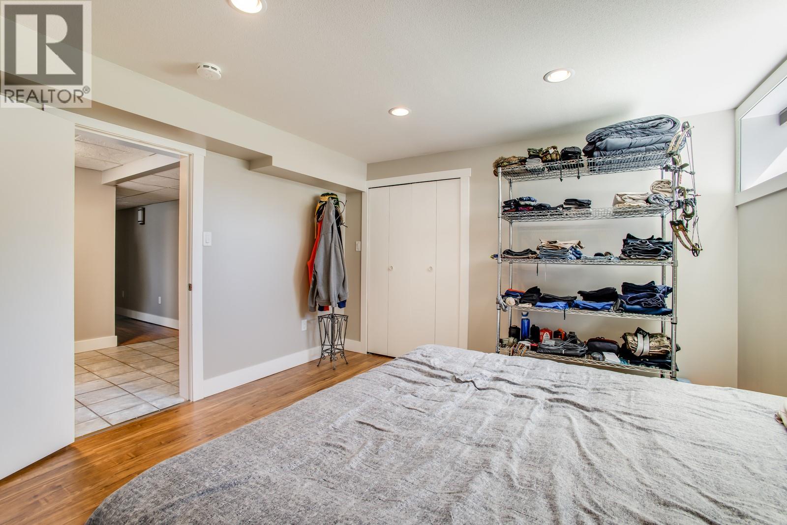 Photo 45 of 1552 Pinehurst Crescent, Kelowna BC