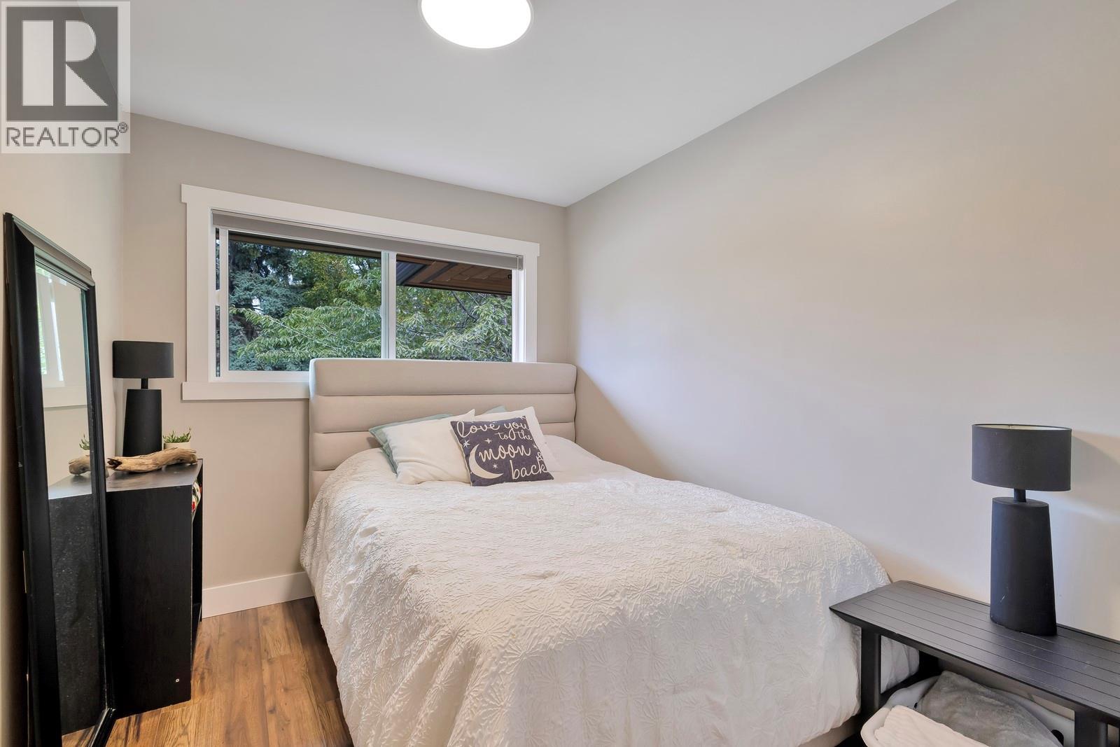 Photo 23 of 1552 Pinehurst Crescent, Kelowna BC
