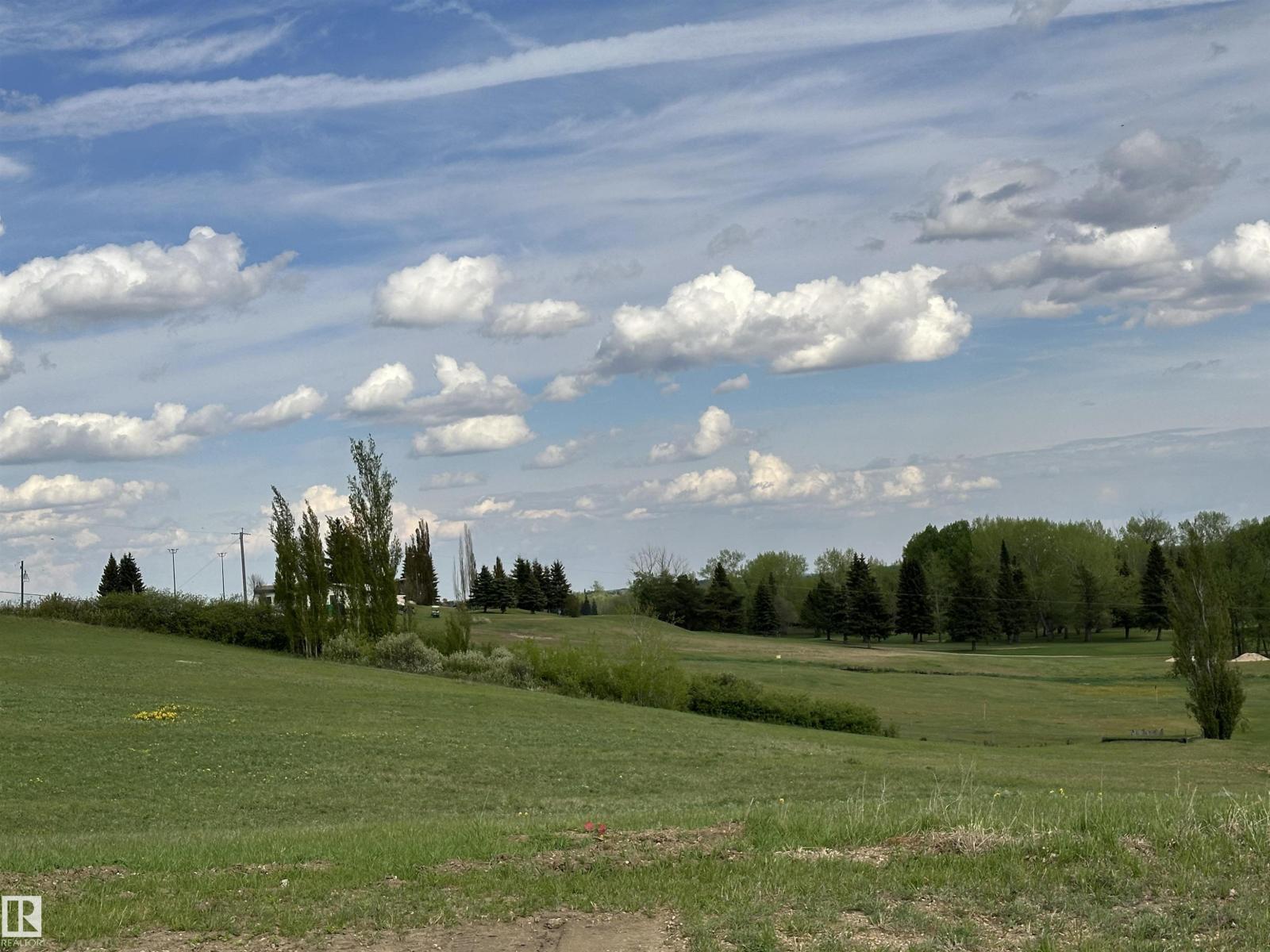 Photo 5 of 1 Country Club Es, Rural Wetaskiwin County AB
