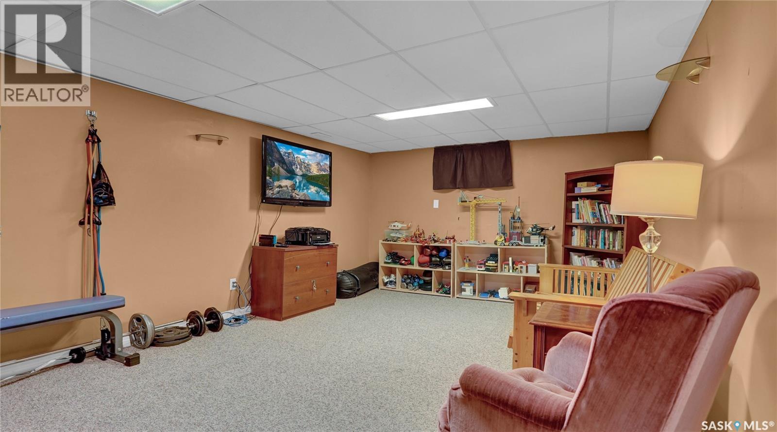 Single Family House for Sale in  Queen STREET Regina 