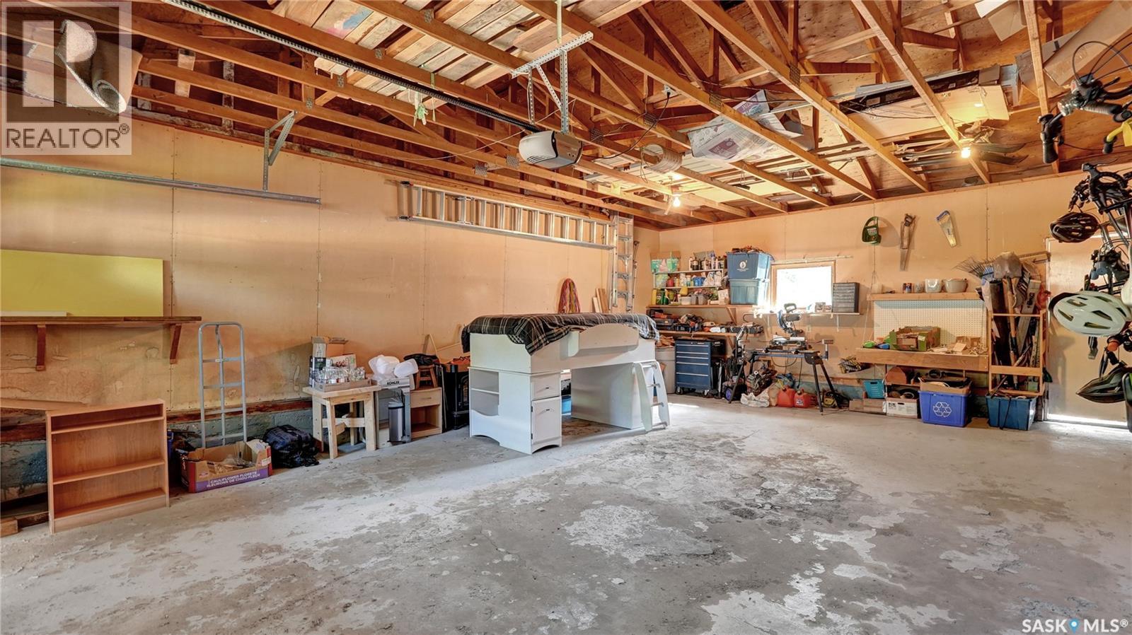 Single Family House for Sale in  Queen STREET Regina 