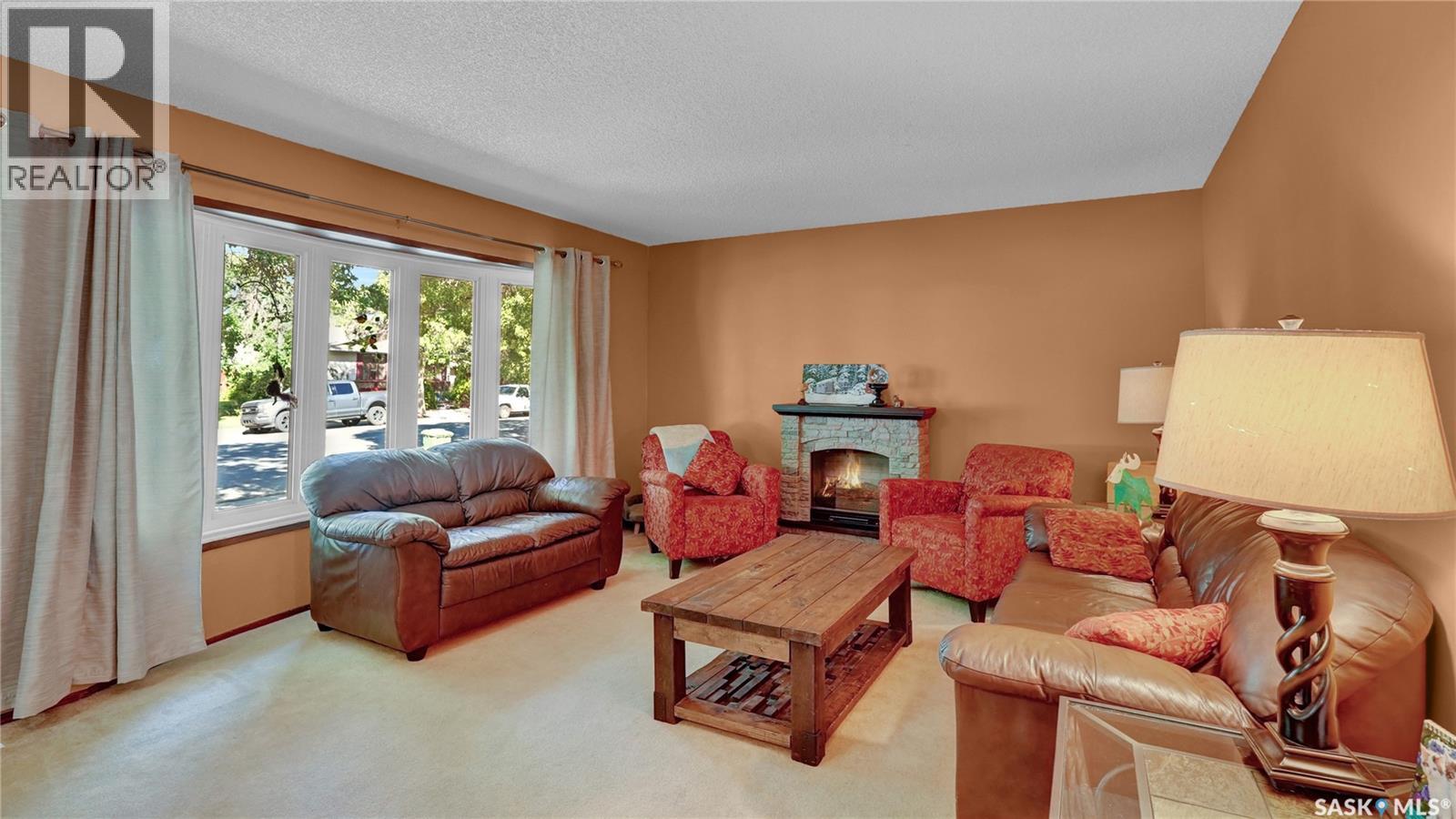 Single Family House for Sale in  Queen STREET Regina 