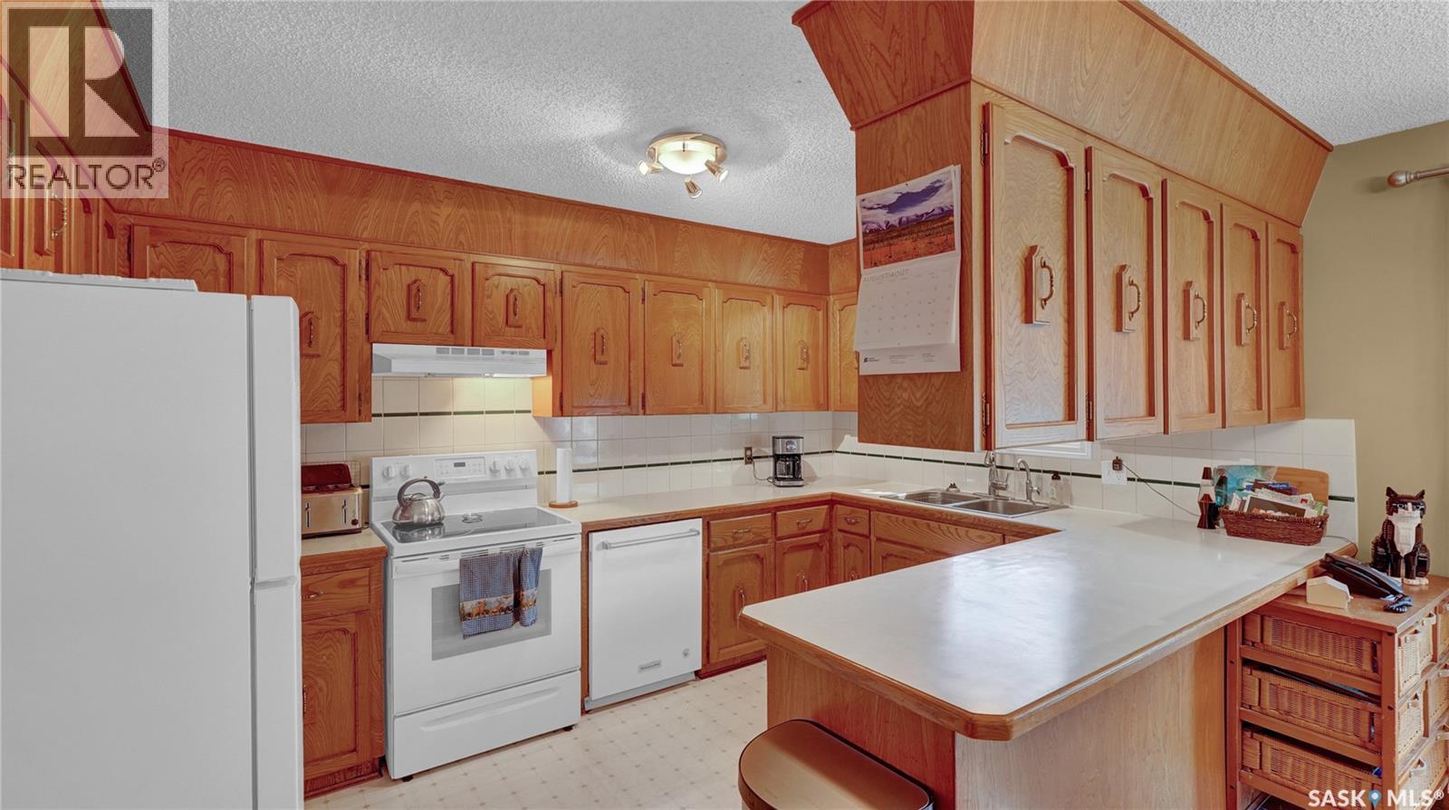 Single Family House for Sale in  Queen STREET Regina 