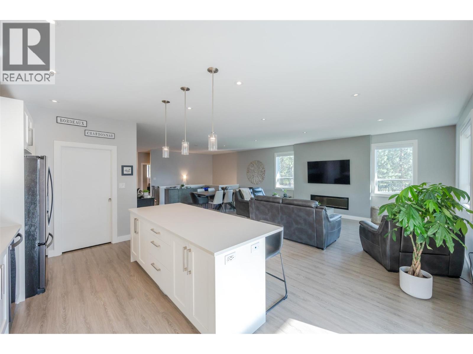  2749 Evergreen Drive, Penticton