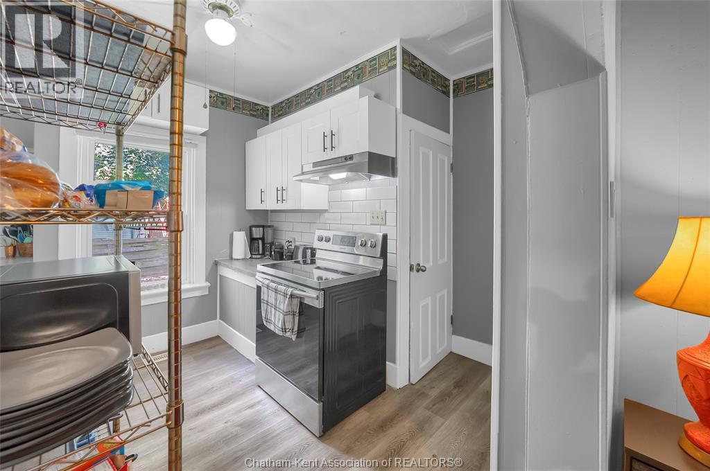 Photo 30 of 185 Thames Street, Chatham ON