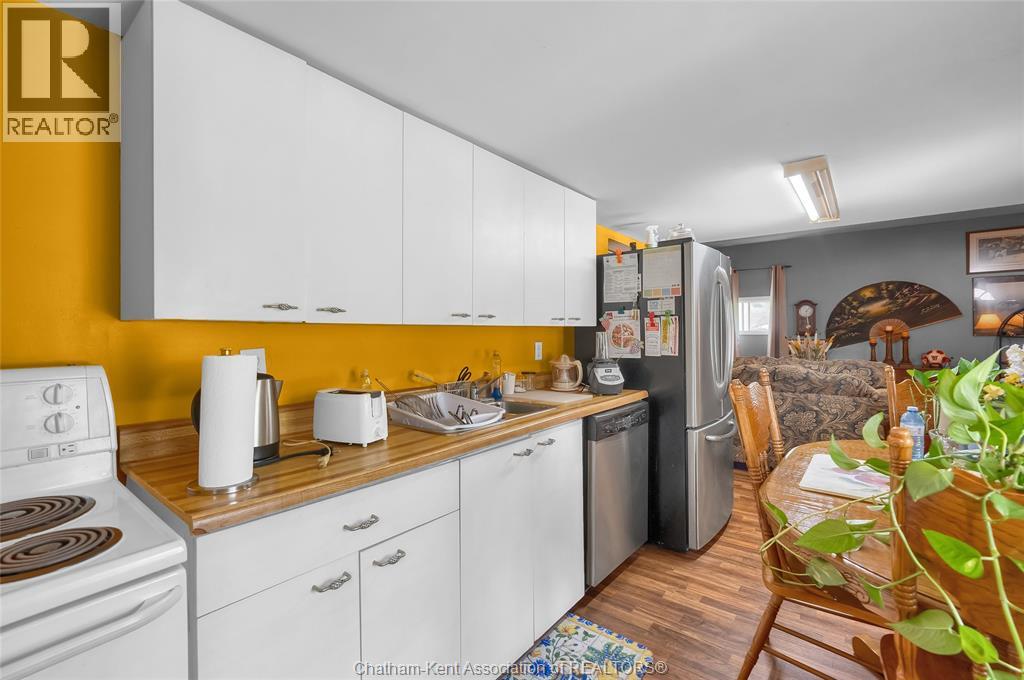 Photo 6 of 185 Thames Street, Chatham ON