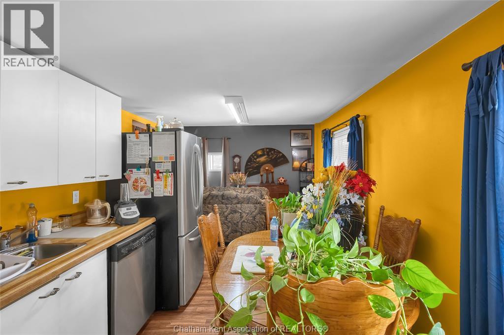 Photo 23 of 185 Thames Street, Chatham ON
