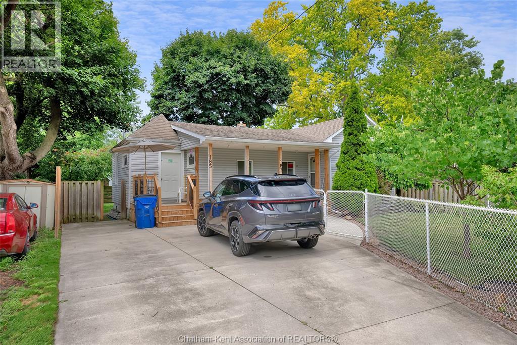 Photo 32 of 185 Thames Street, Chatham ON