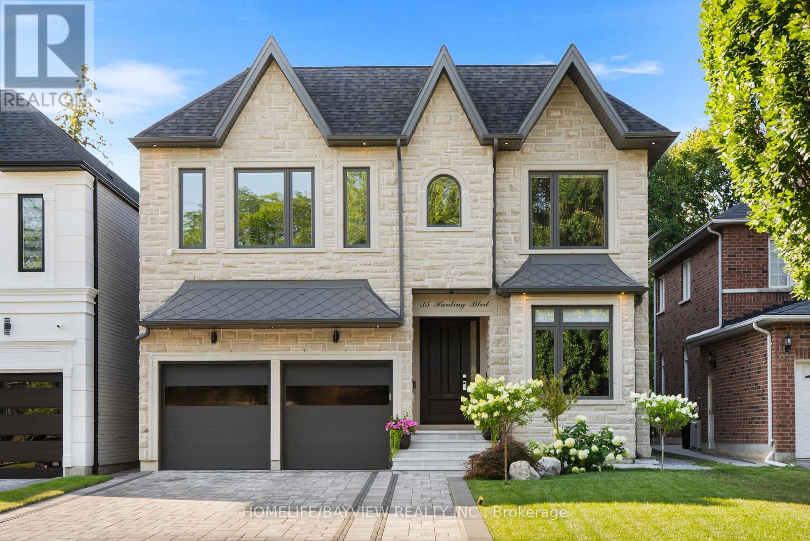 Photo 37 of 35 Harding Boulevard, Richmond Hill ON