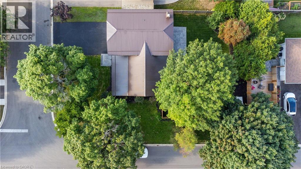 Photo 6 of 22 Atwood Crescent, Simcoe ON