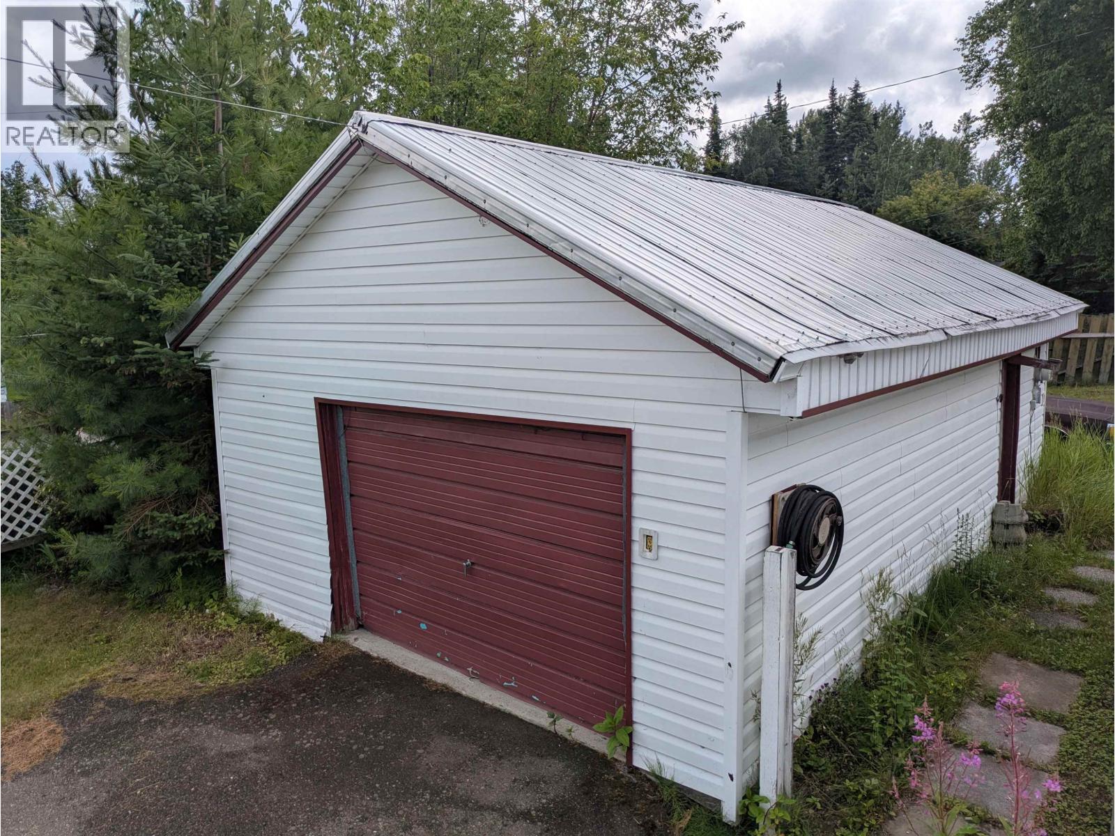 4195 KNIGHT CRESCENT, Prince George