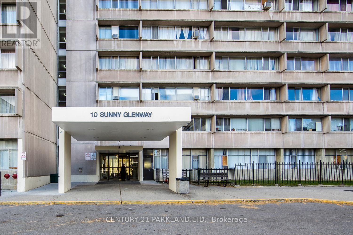Photo 1 of 1409 10 Sunny Glenway, Toronto ON