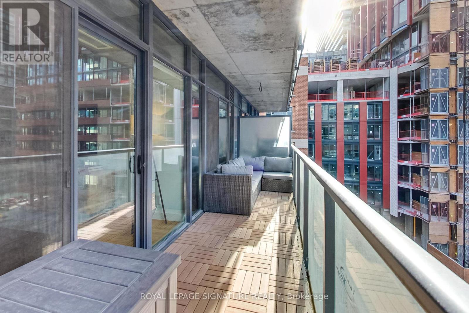 Photo 17 of 614 138 Princess Street, Toronto ON