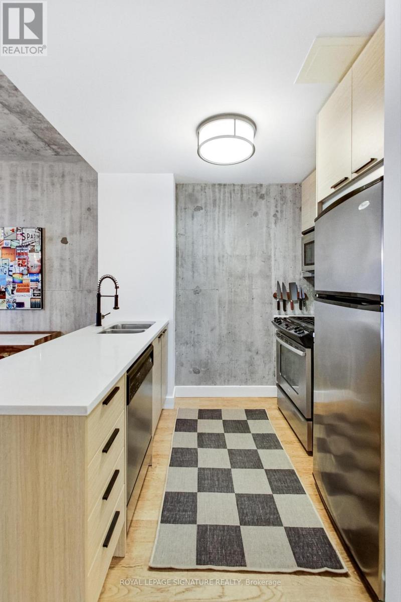 Photo 1 of 614 138 Princess Street, Toronto ON