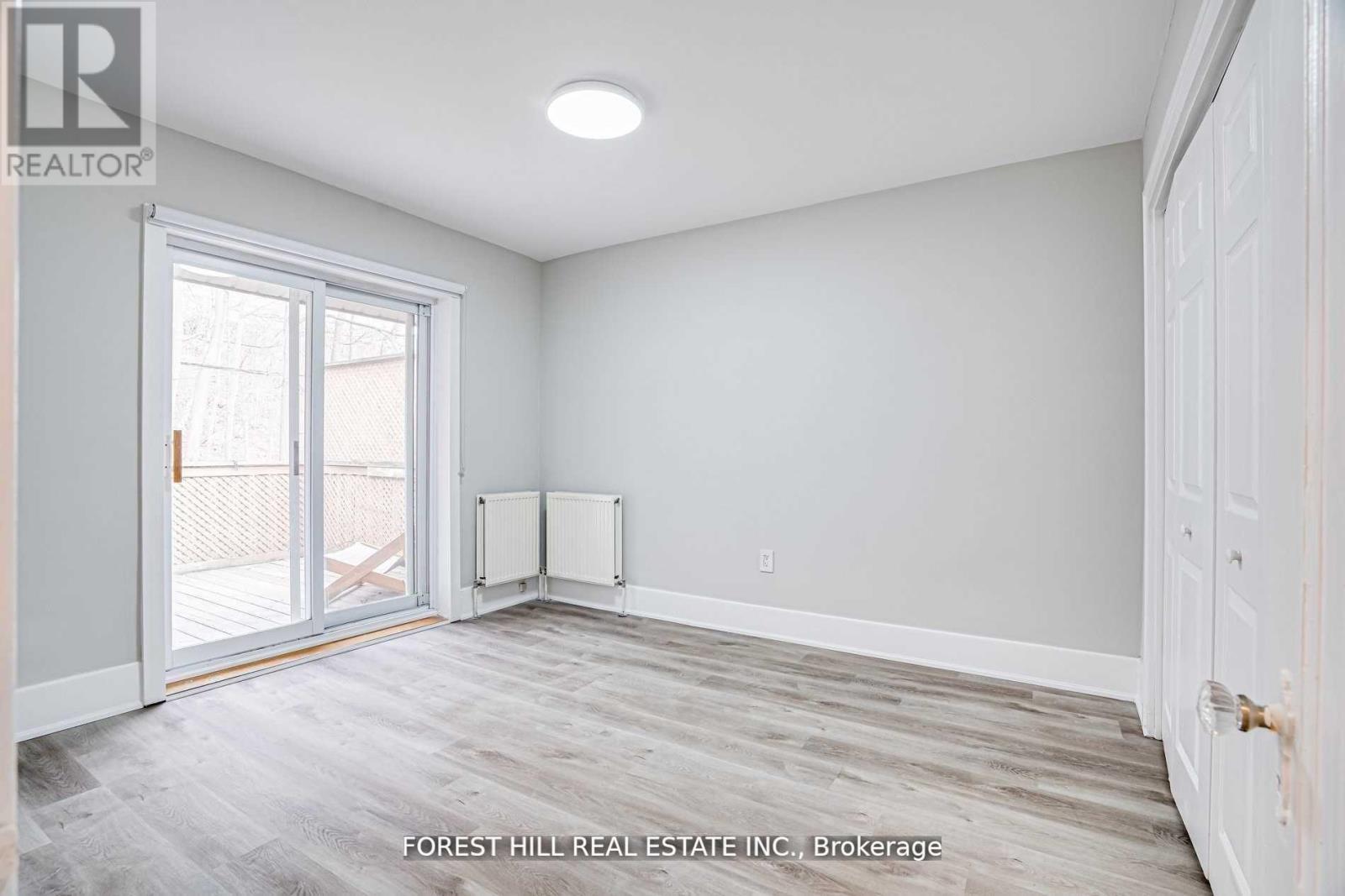Photo 7 of Upper 8 Poplar Plains Crescent, Toronto ON