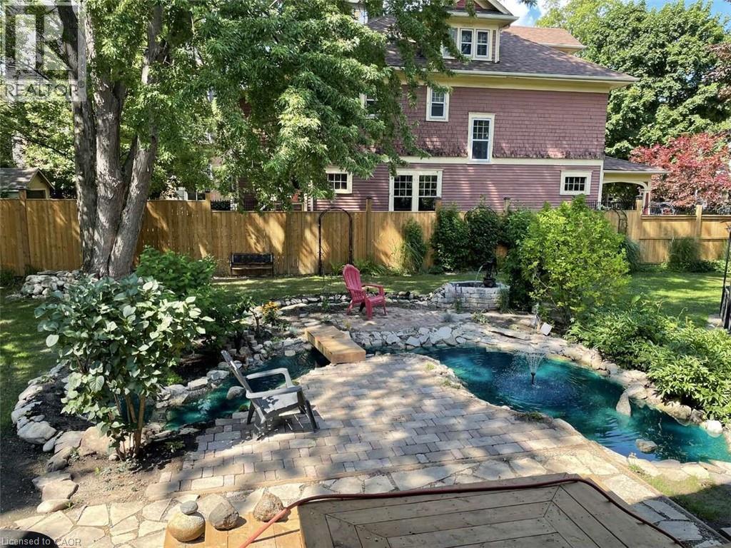Photo 30 of 213 Vidal Street S, Sarnia ON