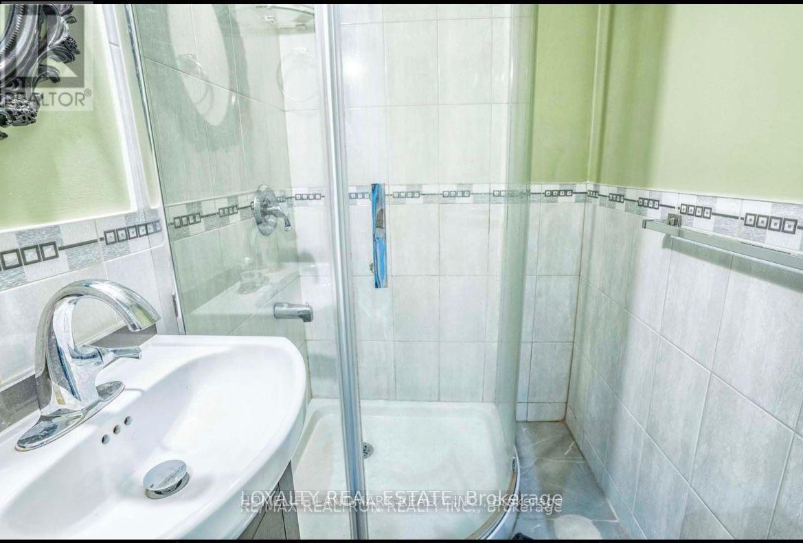 Photo 1 of 331 Chartland Boulevard S, Toronto ON