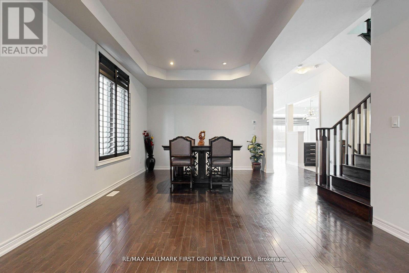 Photo 10 of 329 Windfields Farm Drive W, Oshawa ON