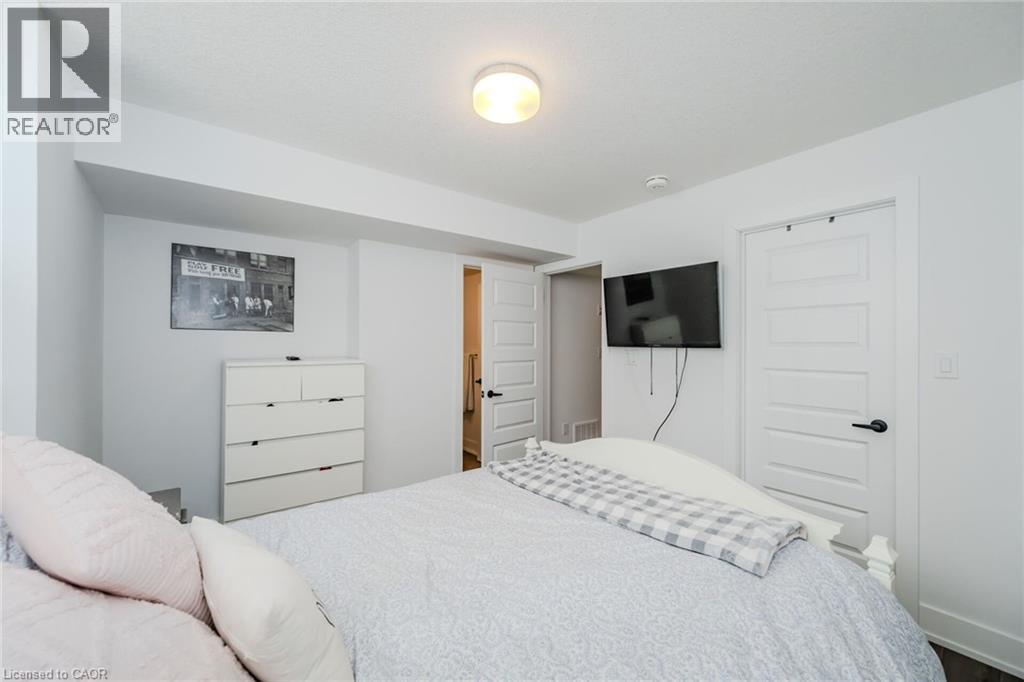 Photo 2 of 99 Roger Street Unit 11, Waterloo ON