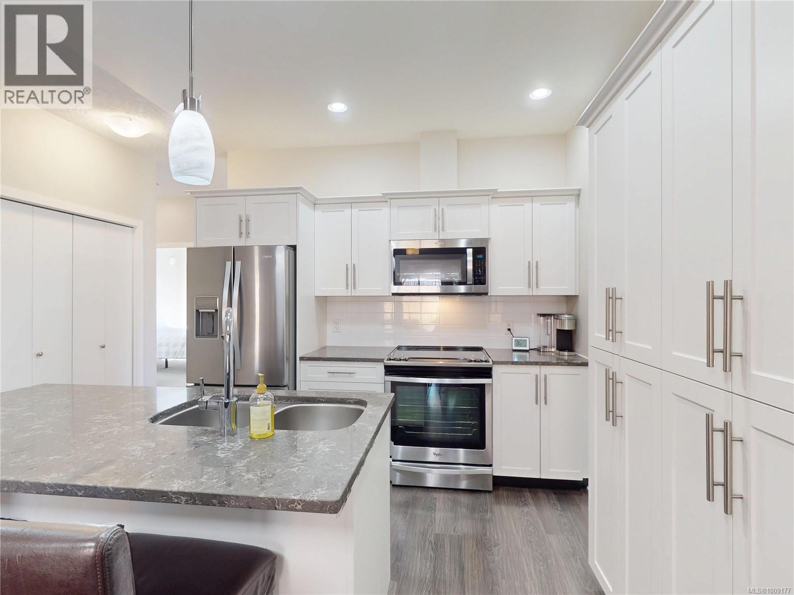 Photo 1 of 6332 Shambrook Dr, Sooke BC
