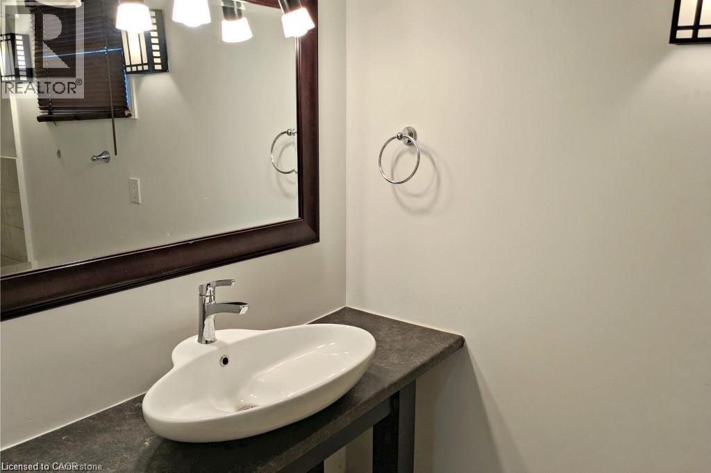 Photo 16 of 320 Guelph Street, Kitchener ON