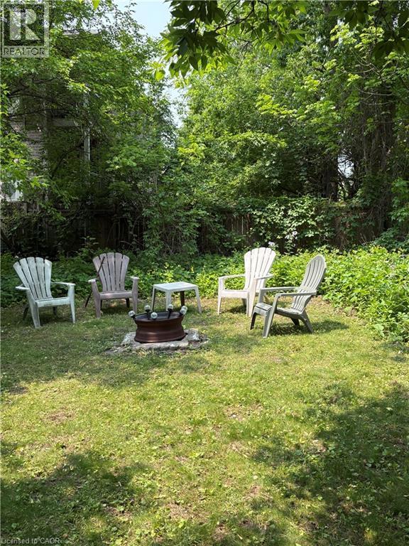 Photo 11 of 320 Guelph Street, Kitchener ON