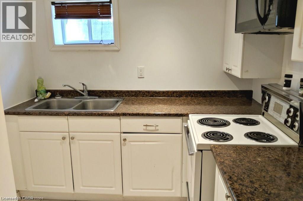 Photo 7 of 320 Guelph Street, Kitchener ON