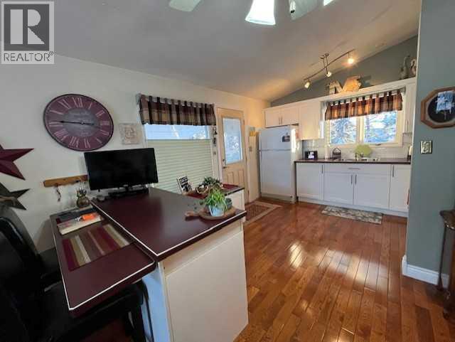 Photo 10 of 162 W 100 S Street, Raymond AB
