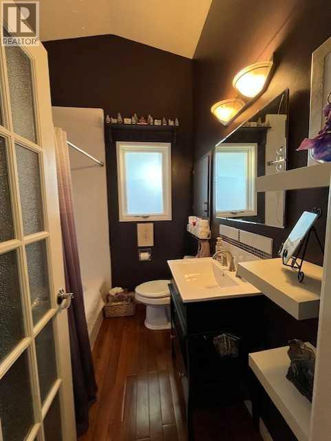 Photo 23 of 162 W 100 S Street, Raymond AB