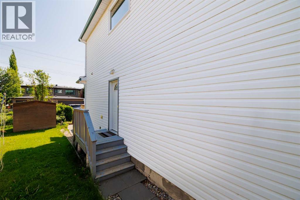 Photo 41 of 2236 33 Street Sw, Calgary AB