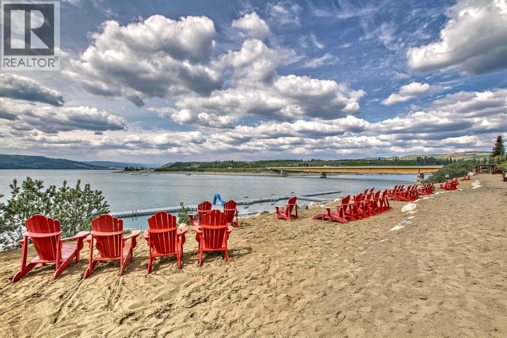 Photo 33 of 503 Cottageclub Bay, Rural Rocky View County AB