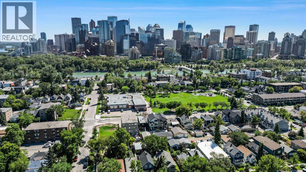 Single Family House for Sale in    Avenue NW Sunnyside Calgary 