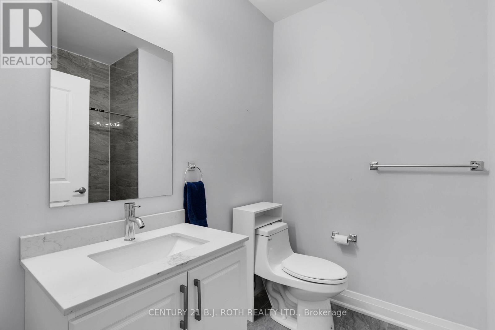 Photo 27 of 23 260 Eagle Street, Newmarket ON