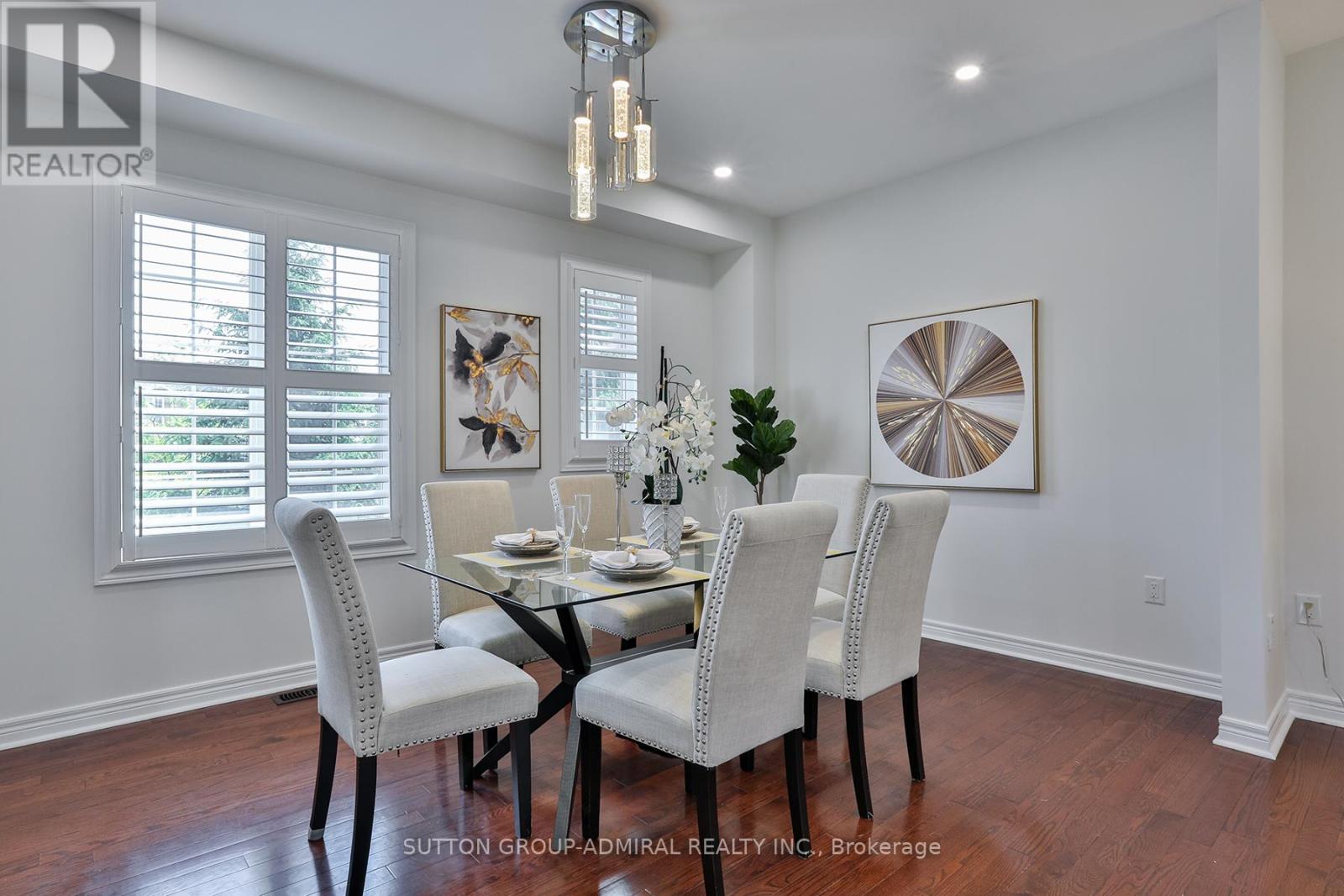 Photo 26 of 46 15 Old Colony Road, Richmond Hill ON