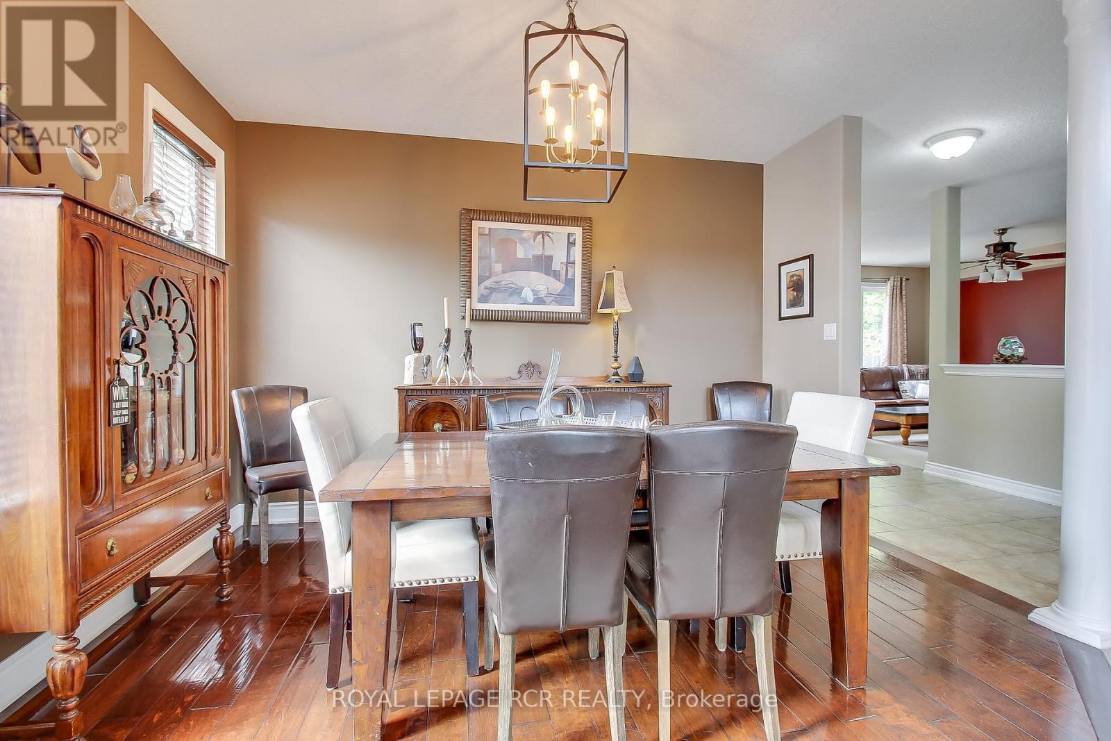 Photo 21 of 1047 Nantyr Drive, Innisfil ON