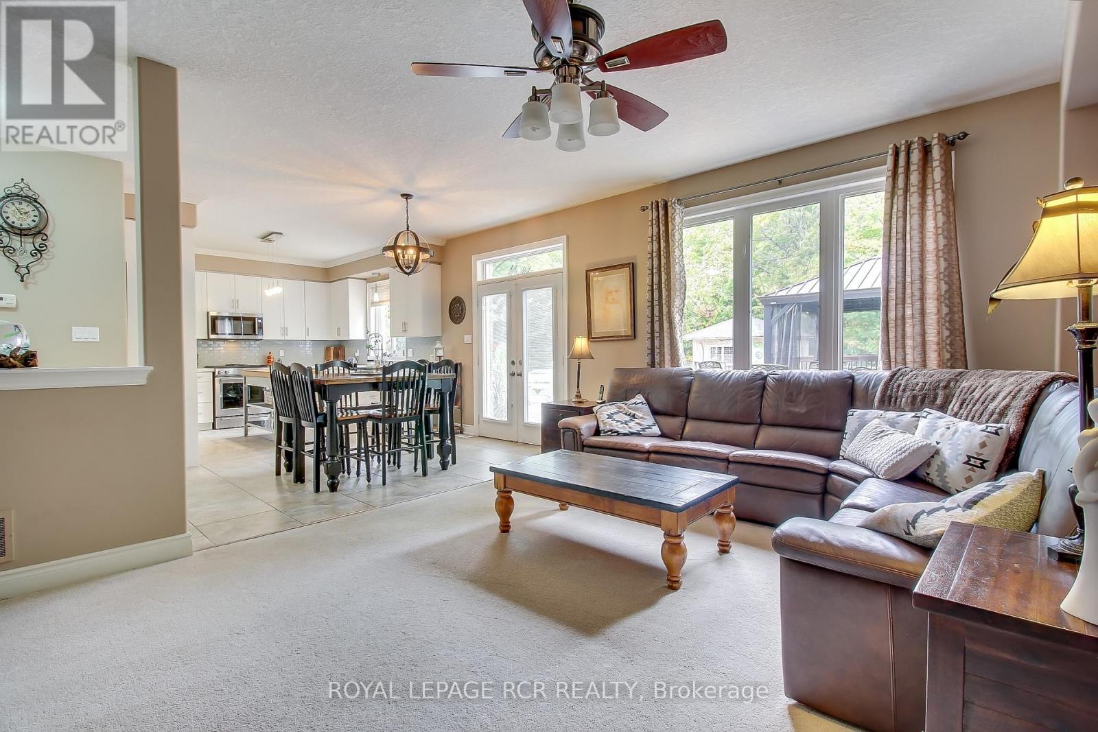 Photo 10 of 1047 Nantyr Drive, Innisfil ON