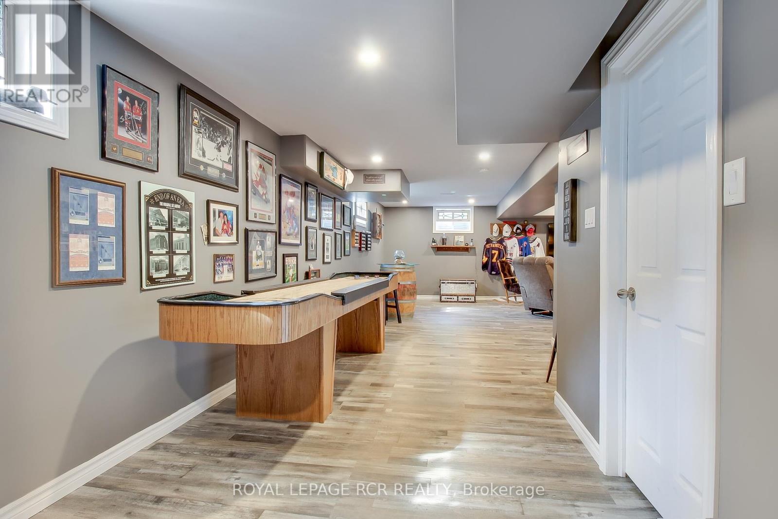 Photo 38 of 1047 Nantyr Drive, Innisfil ON