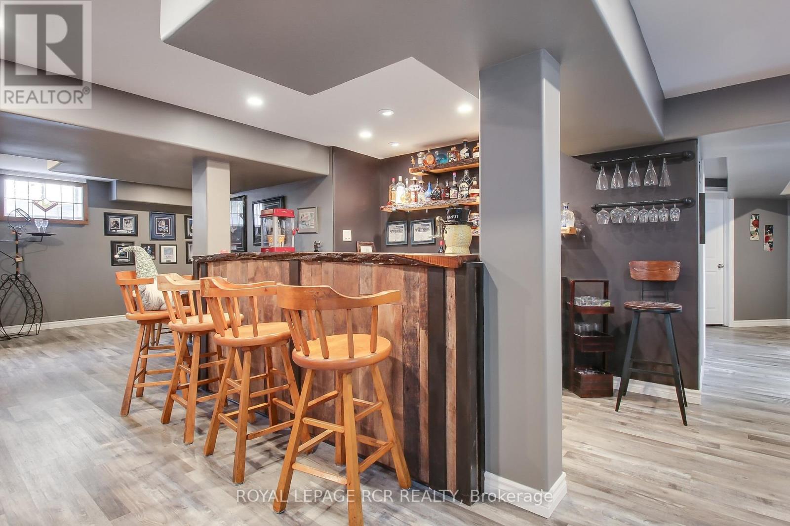 Photo 4 of 1047 Nantyr Drive, Innisfil ON