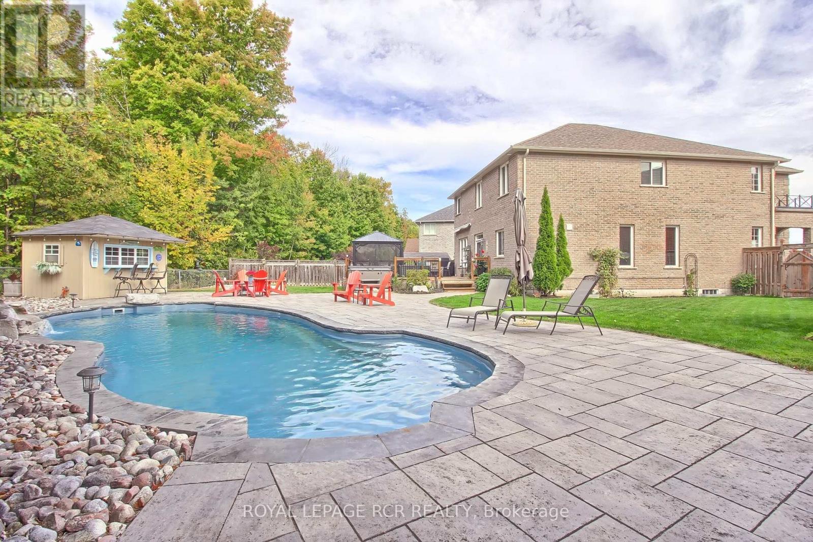 Photo 31 of 1047 Nantyr Drive, Innisfil ON
